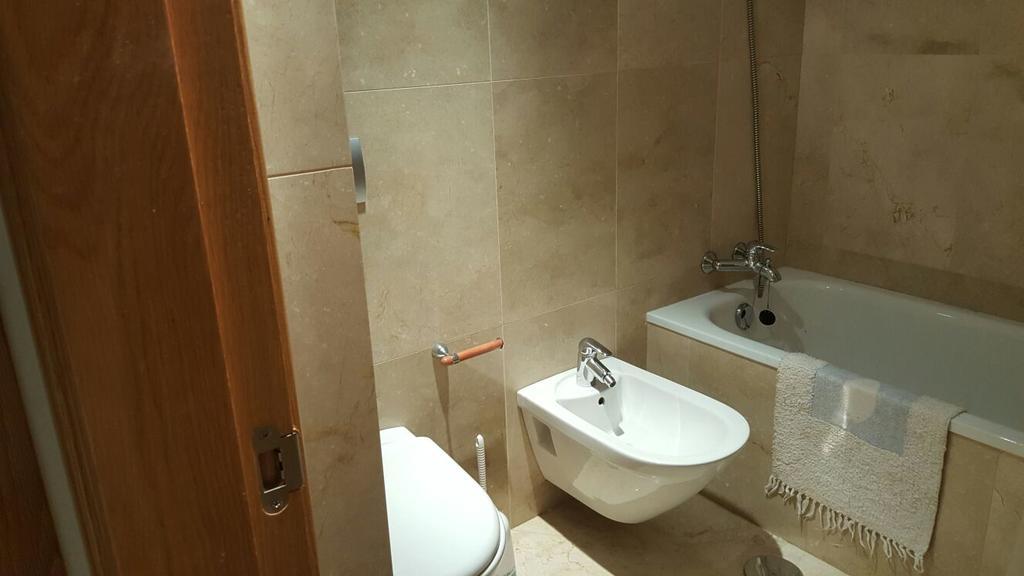 Apartment Plaza Fernando Виго Екстериор снимка